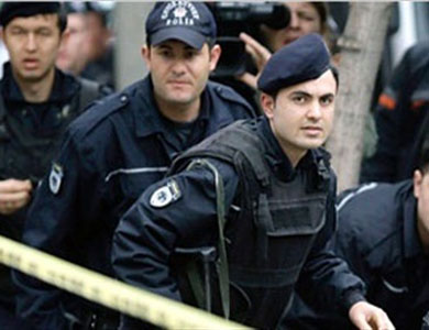 السلطات التركية توقف 55 مسؤولا كبيرا في الشرطة بتهمة الفساد