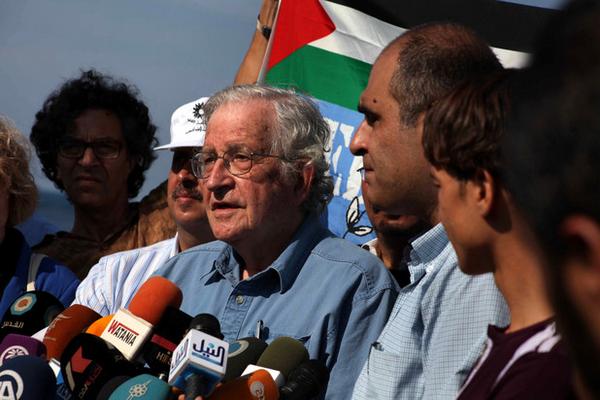 Chomsky, Menchú y 62 intelectuales Exigen Embargo Militar al Régimen del Apartheid israelí