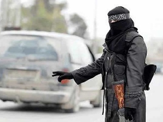 ما یسمی "بلدولة الإسلامية" تفرض النقاب على نساء الموصل