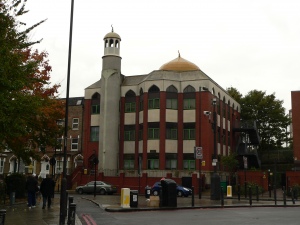 UK: HSBC closes Muslim groups’ accounts