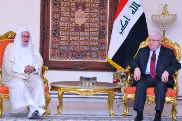الرئيس العراقي يؤكد على ضرورة تعاون السياسيين مع رجال الدين أفراداً وجماعات للوقوف بوجه الإرهابيين