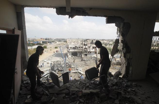 Israel to allow Gaza rebuilding in exchange for disarmament