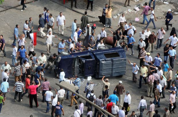 الاجهزة الامنية المصرية تعتقل 44 إخوانيا في مصر