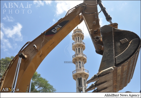 بالصور / طائرات الاحتلال الاسرائيلية تستهدف مسجد "حسن البنا" في قطاع غزة