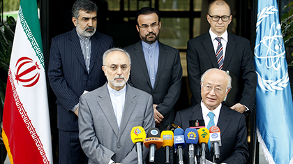 Amano louerai l'Iran de coopérer avec l'AIEA