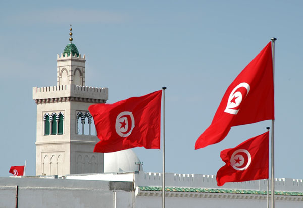 وزير تونسى: 25 مسجدا خارج سيطرة "الشئون الدينية"
