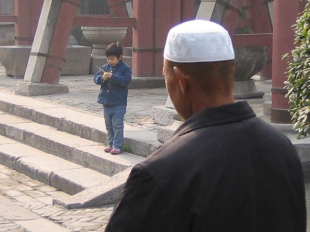 Après un rassemblement, plusieurs dizaines de ouïghours massacrés