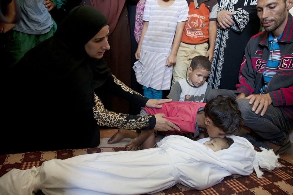 “Al Menos 11 Personas han Muerto en Nuevos Ataques Israelíes Contra Gaza tras la Terminación de un Cese el Fuego”