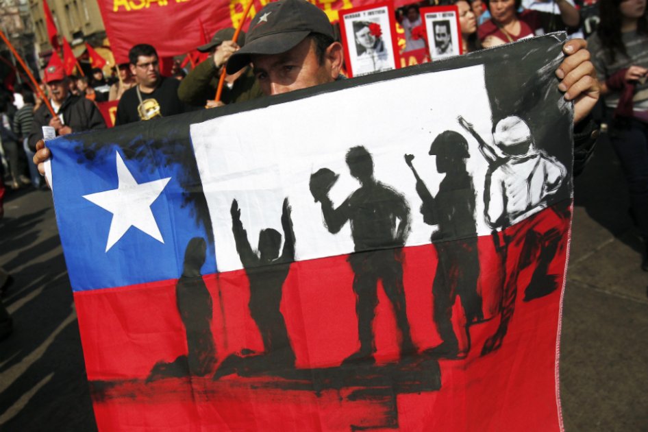 “Los Chilenos, un Pueblo Traicionado por sus Líderes” 