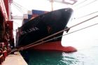 - Der Stream Liner Kota Lawa von der PIL-Schifffahrtgesellschaft Singapurs hat als drittes Schiff nach Aufhebung der maritimen S