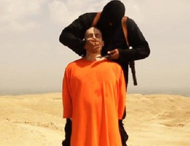 المحللون يشككون بصدق مقتل الصحافي الامريكي ويعدون مشهدا تمثيليا