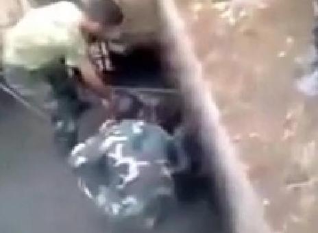 Video: Arresting tens of ISIL in sewage