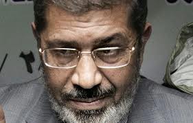 محمد مرسی پر خفیہ معلومات فراہم کرنے کا الزام