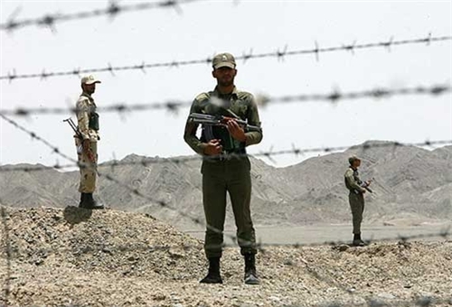 Commander: ISIL Never Dares to Threaten Iran