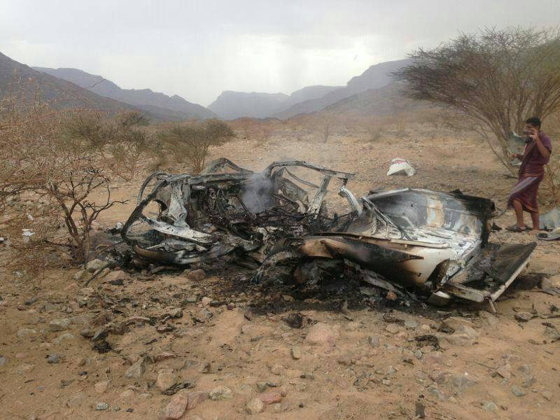 بالصور / مقتل 5 قياديين في القاعدة في غارة جوية أمريكية في اليمن
