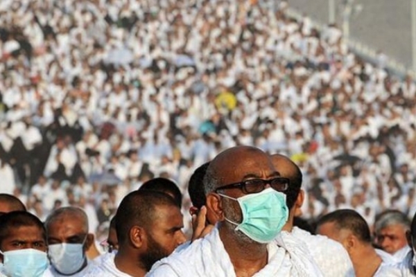 السعودية تضع خطة لفحص ملايين الحجاج خشية انتقال فيروس "الإيبولا" إلى أراضيها
