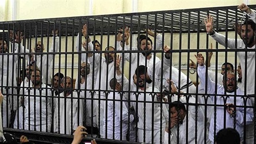 محكمة مصرية تأجل محاكمة 58 من عناصر الاخوان الى 16 نوفمبر المقبل
