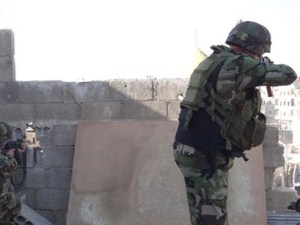 الجيش السوري يستهدف مقرا لقيادة الإرهابيين في حلب