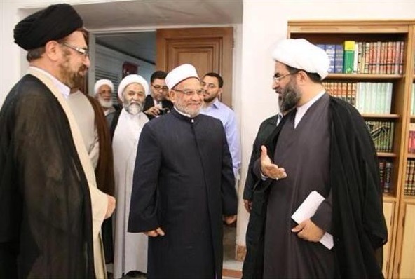 “Erudito Sunita Egipcio Castigado por Al-Azhar Después de Visitar Seminario Chiíta en Irán”