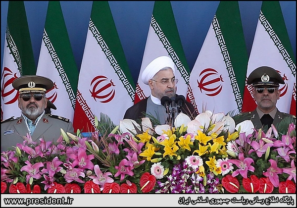 ملت ایران، دشمنوں کے سامنے سرتسلیم خم نہیں کرے گی