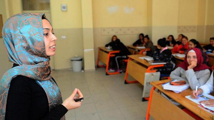 В школах Турции официально разрешен хиджаб