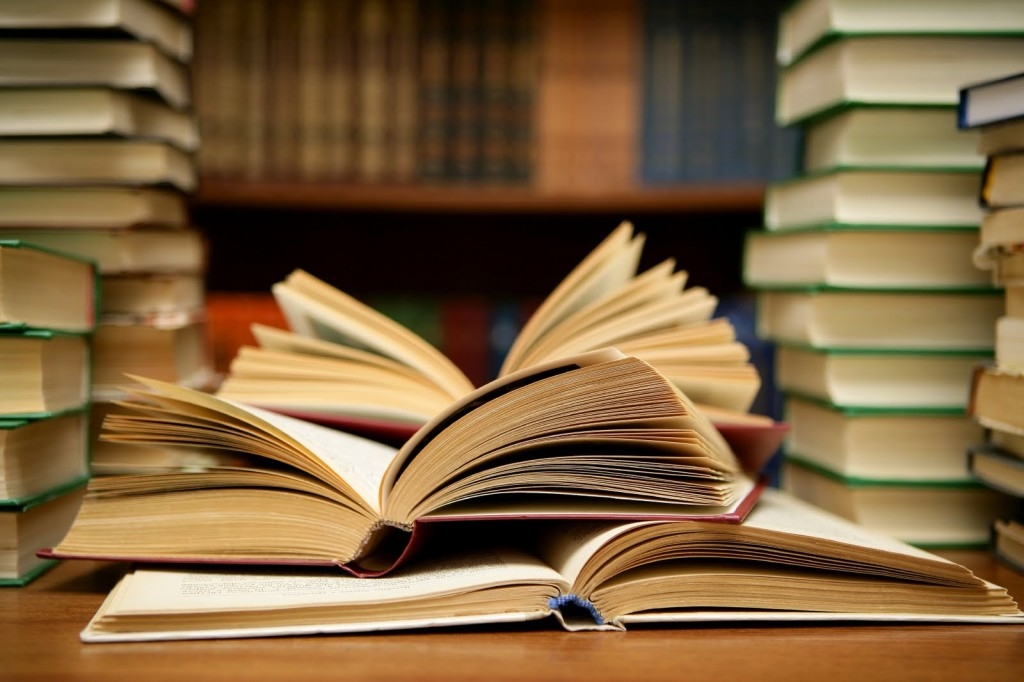Imam Reza’s biography translated into Armenia