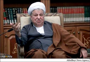 Rafsanjani betonte die wirtschaftliche Entwicklung Irans.
