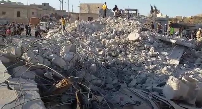 طائرات التحالف تقتل 233 مسلحا ومدنيا منذ بدء الهجمات على الارهابيين