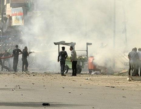 استشهاد 13 وإصابة 41 في انفجارات ثلاث سيارات ملغومة في بغداد