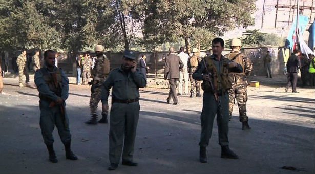 کابل میں مسلسل دوسرے روز فوجی بس پر خودکش حملہ ،3افراد ہلاک   	