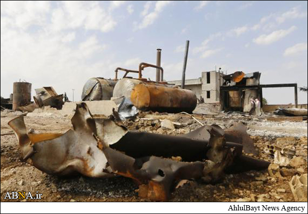 IŞİD bahanesi ile Suriye'nin petrol rafinerileri vuruluyor / Foto