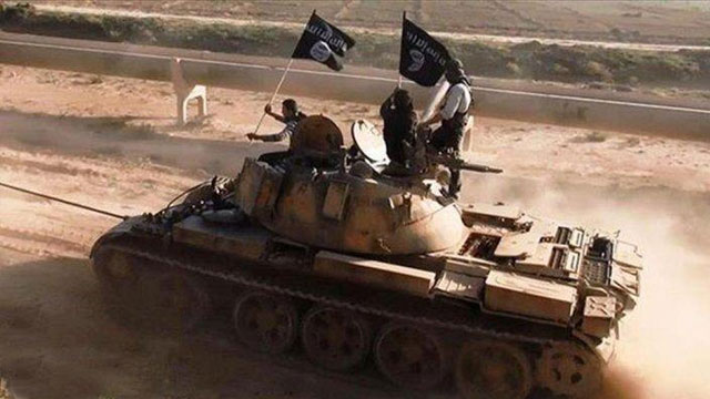 أنباء عن سيطرة "داعش" على تلة مشتى النور في عين عرب