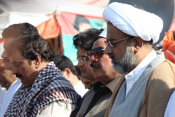 عيد الأضحى کے موقع پر پاکستان میں شیعہ سنی اتحاد کا مناظر