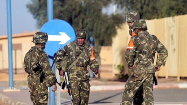 وزارة الدفاع الجزائرية تعلن أن الجيش قضى على أربعة مسلحين إرهابيين في البلاد