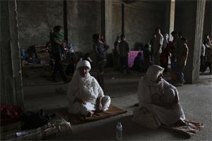 शीयों ने जान पर खेल कर मूसिल में ईज़दियों को बचाया