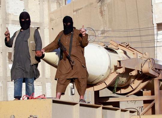 امریکہ عالمی امن و صلح کے لئے داعش سے بڑا خطرہ ہے