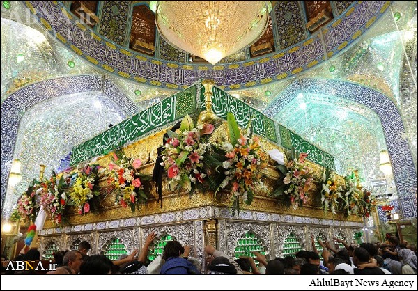 عید غدیر خم کے موقع پر حرم امیر المومنین(ع) کی پھولوں سے کی گئی سجاوٹ+ تصاویر