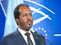 Shugaban Somalia Ya Tsallake Rijiya Da Baya A Wani Hari Da Aka Kai A Kan Jirginsa