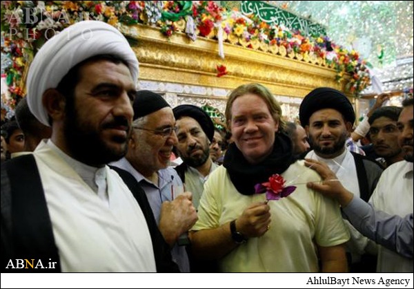 Penganut agama Kristian masuk Islam