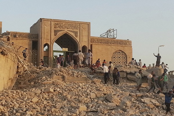 المواطنون يشكون من توقف معظم الخدمات العلاجية وانقطاع الماء والكهرباء في الموصل