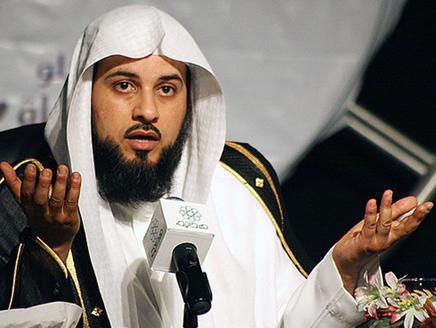 مصادر تقول ان العريفي معتقل في السعودية وموقعه على "تويتر" لا يزال يغرّد