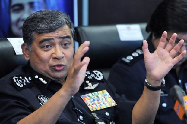 Pengarah Kanan Kementerian Tenaga diberkas