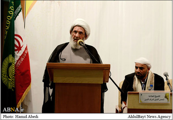 آية الله محمد يزبك: ائتلاف ضد داعش هو نفس داعش