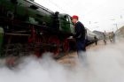 Reuters: Erster Luxus-Zug aus Budapest Richtung Teheran 