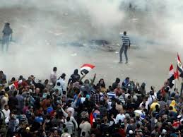 مصر میں مظاہروں کے درمیان ایک شخص ہلاک، سعودی قونصلیٹ کی گاڑی نذرآتش
