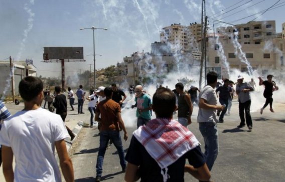 Jérusalem: 30 blessés et un appartement résidentiel brûlé dans les affrontements d'Issawia