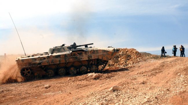 Elimination de terroristes dans la banlieue de Homs