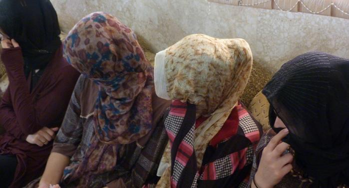 ايزيدية اغتصبت 30 مرة بصباح يوم واحد تتوسل: اقصفونا لنرتاح من بؤسنا