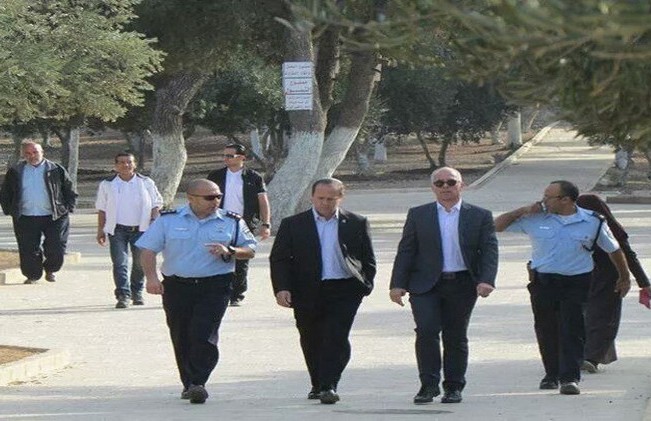 اقتحام المسجد الأقصى من قبل رئيس بلدية القدس تحت حماية مشددة