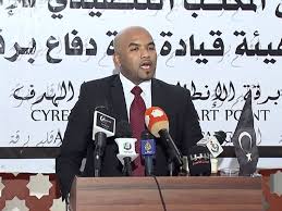 مسلحون يسيطرون على أربعة موانيء يهددون بإعلان استقلال شرق ليبيا